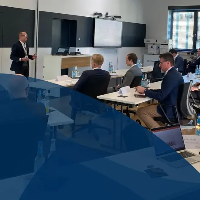 Kachelbild Studienprogramm Automotive and Mobility Management (M.Sc.)