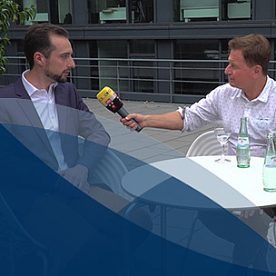 Kachelbild Studienprogramm Kommunikation und Management (MBA)