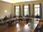 Die konstituierende Sitzung des neuen Beratergremiums: (v.l.n.r) Hermann Renz Bitzer GmbH), Helmut Rapp, Martin Bertinchamp, FH-Rektor Professor Klaus Fischer, Dekan Prof. Dr. Karl-Heinz Kappelmann und Sprofessor Dr. Werner Gräbener.