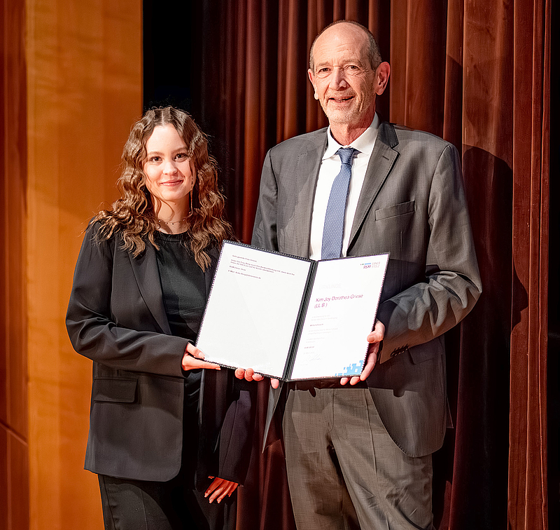 Griese mit Urkunde zusammen mit Mauch